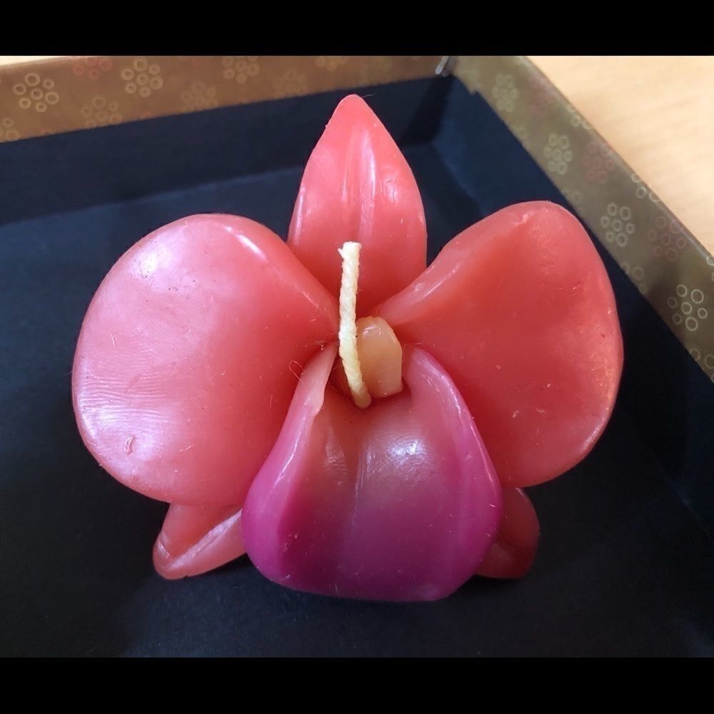 Handmade Flower Candles - Set of 3‎ - Picture 2 of 4